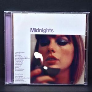 Taylor Swift “Midnights” CD